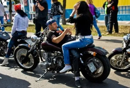 Наряд для байкерши фото добірка (своїм зовнішнім виглядом) Наряд для байкерши фото добірка