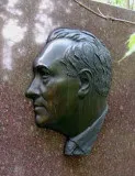Барельєф на пам'ятник, гранітні і мармурові барельєфи (барельєфи) Барельєф на пам'ятник, гранітні і мармурові барельєфи