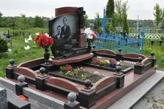 Барельєф на пам'ятник - від руб