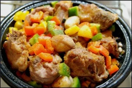 Баранина тушкована з овочами в казані, духовці і мультиварці