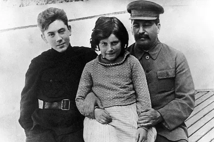 Неповерненки »Аллілуєва