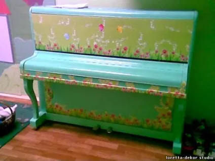 Не поспішайте викидати своє старе піаніно (піаніно) Не поспішайте викидати своє старе піаніно