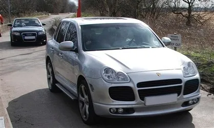 Нові автомобілі кріштіану роналду (є) Нові автомобілі кріштіану роналду