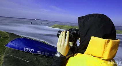 Один невірний крок - і ось з тріском ламається лід »(тріском) Один невірний крок - і ось з тріском ламається лід »