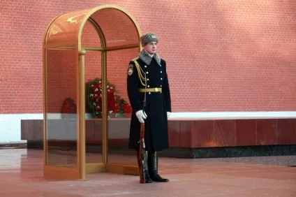 Обов'язки годинного і караульного ( Обов'язки годинного і караульного