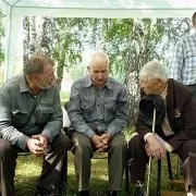Особливості костюма бджоляра і його складових комбінезон, маска, куртка, рукавички і капелюх (складових) Особливості костюма бджоляра і його складових комбінезон, маска, куртка, рукавички і капелюх