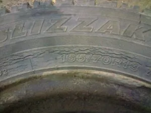 Чому жере гуму з внутрішньої сторони причини виникнення даної проблеми (жере) Чому жере гуму з внутрішньої сторони причини виникнення даної проблеми
