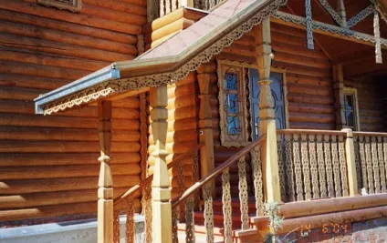 Детально про встановлення дерев'яного ганку своїми руками, поради як зробити проект, огляд різних