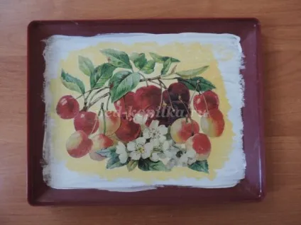 Піднос в техніці декупаж