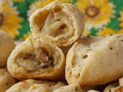 Пісні пиріжки з грибами і картоплею (пиріжки) Пісні пиріжки з грибами і картоплею