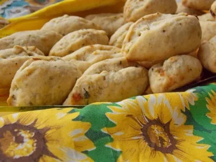 Пісні пиріжки з грибами і картоплею (грибами) Пісні пиріжки з грибами і картоплею