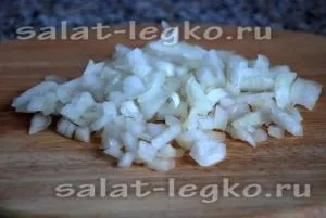 Простий салат з грибами і помідорами (помідорами) Простий салат з грибами і помідорами