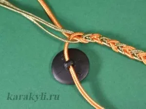 Простий браслет кіскою в 4 нитки своїми руками, каракулі