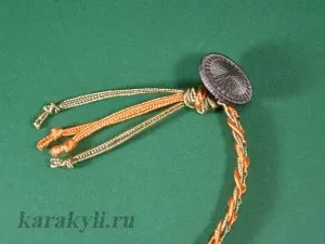 Простий браслет кіскою в 4 нитки своїми руками, каракулі