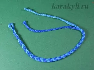 Простий браслет кіскою в 4 нитки своїми руками, каракулі