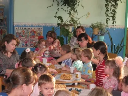 Робота з батьками в умовах впровадження ФГТ (школи) Робота з батьками в умовах впровадження ФГТ