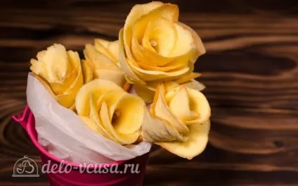 Бісквітні трояндочки на соломки рецепт з фото (бісквітні трояндочки на соломки) Бісквітні трояндочки на соломки рецепт з фото