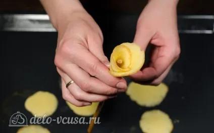 Бісквітні трояндочки на соломки рецепт з фото (трояндочки) Бісквітні трояндочки на соломки рецепт з фото