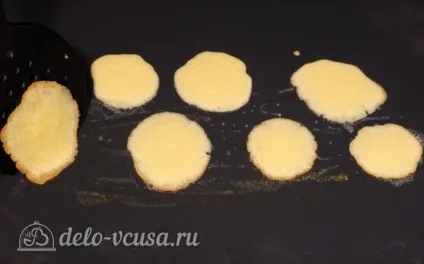 Бісквітні трояндочки на соломки рецепт з фото (соломки) Бісквітні трояндочки на соломки рецепт з фото