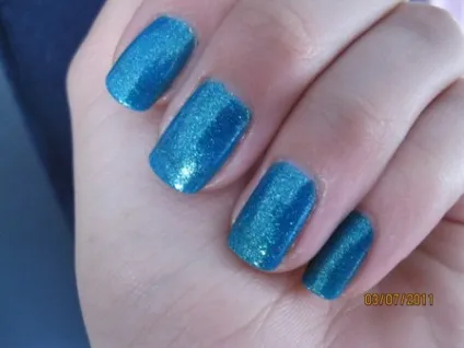 Швидкосохнучий лак для нігтів colour - go від essence - відгуки, фото і ціна (фото) Швидкосохнучий лак для нігтів colour - go від essence - відгуки, фото і ціна