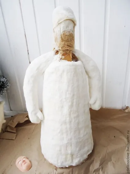 Реставруємо радянського Діда Мороза - ярмарок майстрів - ручна робота, handmade (синтетична кисть) Реставруємо радянського Діда Мороза - ярмарок майстрів - ручна робота, handmade