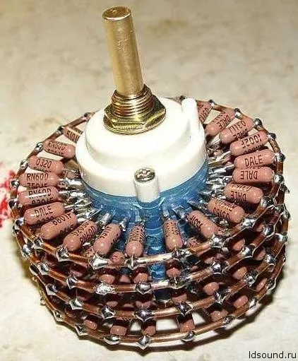 Резистор (опір)