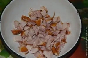 Салат з куркою овочами і кунжутом (салат) Салат з куркою овочами і кунжутом