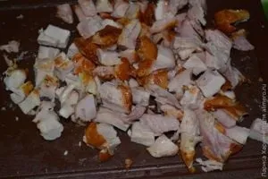 Салат з куркою овочами і кунжутом (кубиками середнього розміру) Салат з куркою овочами і кунжутом