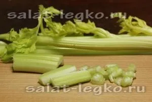 Салат «Вальдорф» з куркою рецепт (курка) Салат «Вальдорф» з куркою рецепт