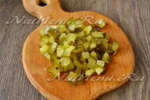 Салат з серця з солоним огірком, яйцем і горошком, рецепт (соус) Салат з серця з солоним огірком, яйцем і горошком, рецепт