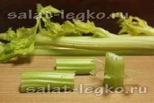 Салат «Вальдорф» з куркою рецепт (рецепт) Салат «Вальдорф» з куркою рецепт