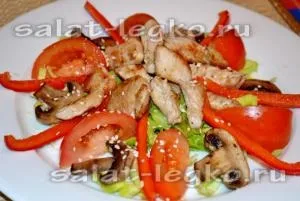 Салат з кунжутом, куркою і грибами (куркою) Салат з кунжутом, куркою і грибами