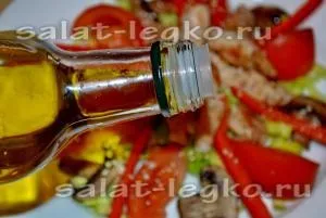 Салат з кунжутом, куркою і грибами (рецепт) Салат з кунжутом, куркою і грибами