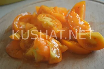 Салат з маринованими опеньками і помідорами (маринованими) Салат з маринованими опеньками і помідорами