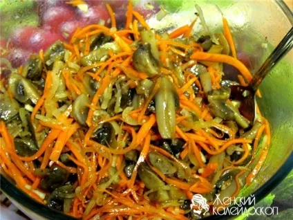 Салати з грибами і корейської морквою (грибами) Салати з грибами і корейської морквою