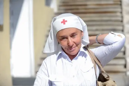 Сестра милосердя «за хворого я відповідаю перед богом» (хворого) Сестра милосердя «за хворого я відповідаю перед богом»