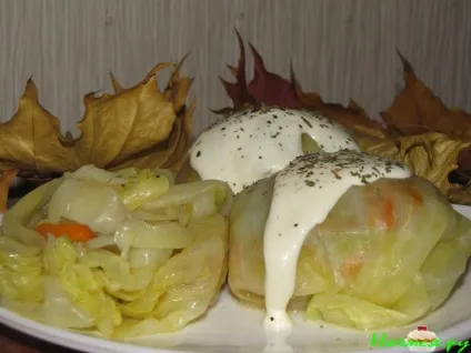 Кульки з капустяного листя