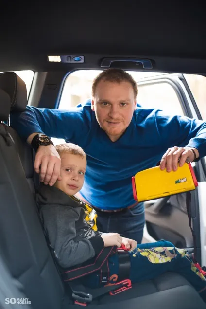 Сергій Сафронов з дітьми випробували чудеса техніки (Сергій Сафронов з дітьми випробували чудеса техніки) Сергій Сафронов з дітьми випробували чудеса техніки