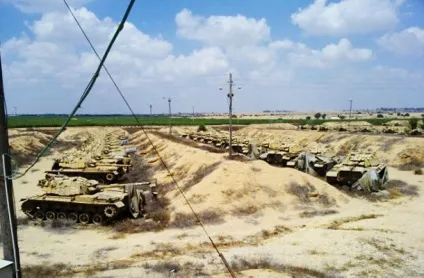 Особиста справа як я був солдатом ізраїльської армії, Кременчук-3000 (справа) Особиста справа як я був солдатом ізраїльської армії, Кременчук-3000