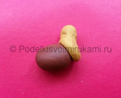 Ліплення курки з пластиліну