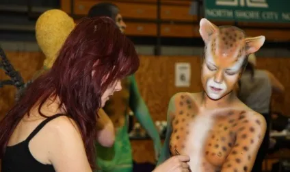 Body art - це не вишукування збоченої молоді, це мистецтво (боді арт) Body art - це не вишукування збоченої молоді, це мистецтво