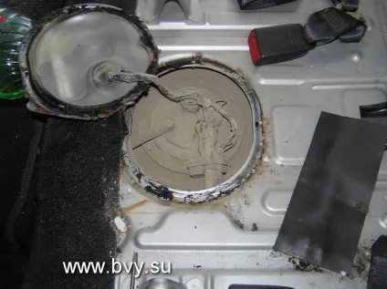 Блокування паливного насоса (сигналізація установка) Блокування паливного насоса