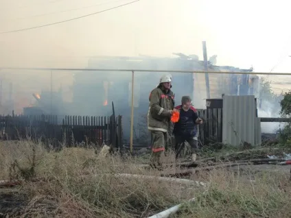 Завдяки втручанню громадських і ати порядок відновлений () Завдяки втручанню громадських і ати порядок відновлений