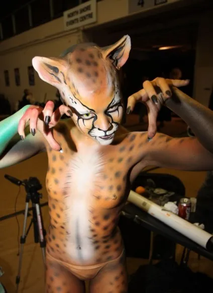 Body art - це не вишукування збоченої молоді, це мистецтво (body art) Body art - це не вишукування збоченої молоді, це мистецтво