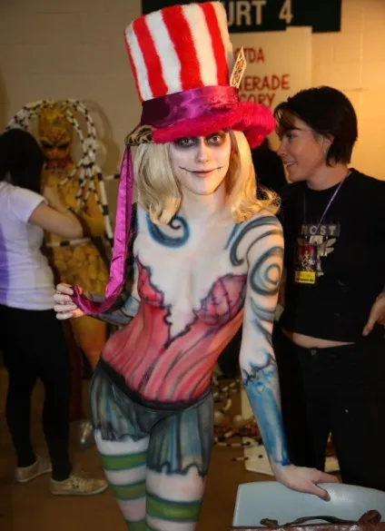Body art - це не вишукування збоченої молоді, це мистецтво (боді арт) Body art - це не вишукування збоченої молоді, це мистецтво