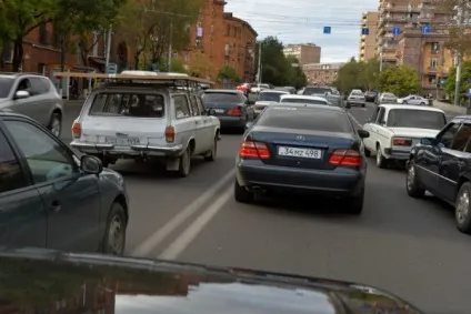 Штраф за наїзд на суцільну лінію (наїзд) Штраф за наїзд на суцільну лінію