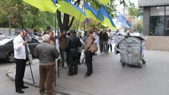 Скандальний кловский ліцей діти політиків отримують атестат в подарунок, ріа новини України (петро порошенко) Скандальний кловский ліцей діти політиків отримують атестат в подарунок, ріа новини України