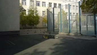 Скандальний кловский ліцей діти політиків отримують атестат в подарунок, ріа новини України (прикордонна служба України) Скандальний кловский ліцей діти політиків отримують атестат в подарунок, ріа новини України
