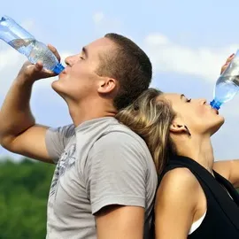 Сонячний і тепловий удар перша долікарська допомога та профілактика перегрівання (теплового і (теплової) Сонячний і тепловий удар перша долікарська допомога та профілактика перегрівання (теплового і