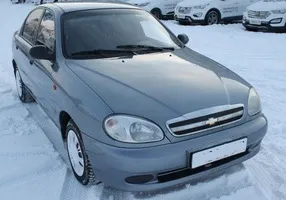 Зняття і заміна салонного фільтра на chevrolet lanos (салонного) Зняття і заміна салонного фільтра на chevrolet lanos